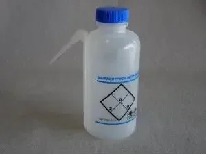 Fisher Scientific – Safety Wash Bottle Sodium Hypochlorite Label / Easy Squeeze LDPE 500 mL (16 oz.) – 028972