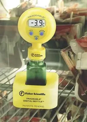 Fisher Scientific Traceable Digital-Bottle – Digital Refrigerator / Freezer Thermometer Fahrenheit / Celsius -22° to +122°F (-30° to +50°C) Stainless Steel / Glycol Bottle Probe Desk / Wall Mount Battery Operated – 06664255