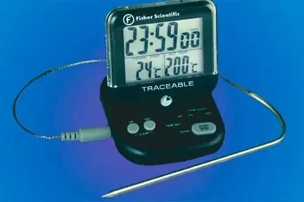Fisherbrand Traceable – Digital Thermometer with Alarm Fahrenheit / Celsius 32° to 392°F (0 to 200°C) Stainless Steel Probe Desk / Wall Mount Battery Operated – 1507729
