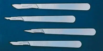 Graham-Field – Scalpel No. 11 Stainless Steel / Plastic Classic Grip Handle Sterile Disposable – 089275B