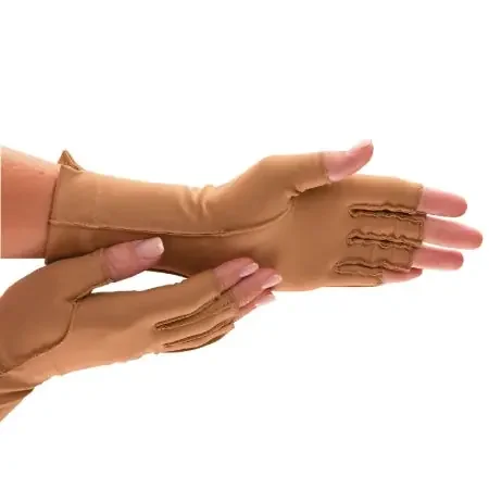 Isotoner Therapeutic – Compression Gloves Full Finger Large Over-the-Wrist Length Left Hand Nylon / Spandex – 56304523