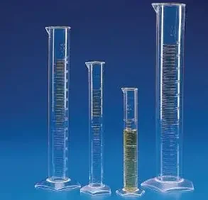 Kartell – Graduated Cylinder PMP 500 mL (16 oz.) – 24774-750