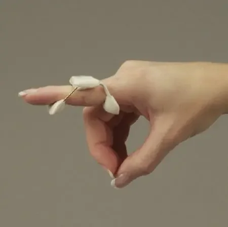 LMB Acu-Spring – PIP Extension Assist Finger Spring Adult Large Without Fastening Left or Right Hand White – 508C