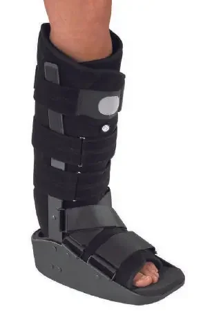 MaxTrax – Walker Boot Large Hook and Loop Closure Male 10-1/2 to 13-1/2 / Female 11-1/2 to 14-1/2 Left or Right Foot – 79-95417