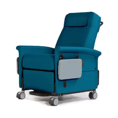 McKesson – Bariatric Transport Manual Recliner Colonial Blue Vinyl – MCK660T45-TS7