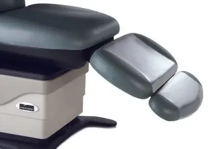 Midmark – Footrest Cover Midmark Ritter 641 Power Procedures Chair – 9A416001