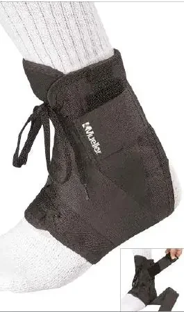 Mueller Sport Care – Ankle Brace with Straps X-Large Lace-Up / Hook and Loop Strap Closure Male 13 to 15 / Female 14 to 16 Left or Right Foot – 41774