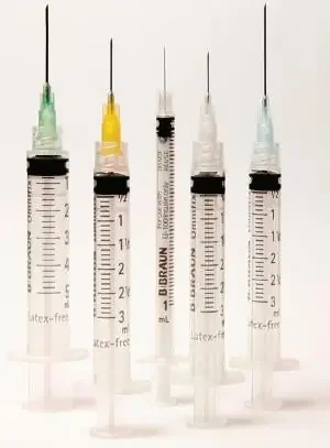 Omnifix – General Purpose Syringe 5 mL Pouch Luer Lock Tip Without Safety – 4617053V-02