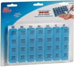 One-Day-At-A-Time – Pill Organizer Medium 7 Day 4 Dose – 67124