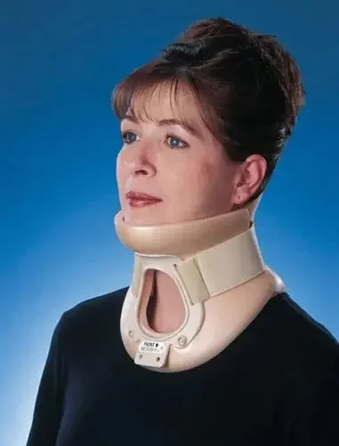 Ossur Philadelphia – Rigid Cervical Collar Preformed Adult Medium Two-Piece / Trachea Opening 2-1/4 Inch Height 13 to 16 Inch Neck Circumference – PHP-T2M