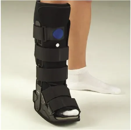 Pacesetter – Walker Boot Medium Hook and Loop Closure Male 7-1/2 to 8-1/2 / Female 9 to 10 Left or Right Foot – 15780006