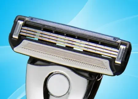 Personna – Razor Triple Blade Disposable – 75-0036-0000