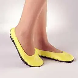 Pillow Paws – Slippers Small Lemon Below the Ankle – 5004