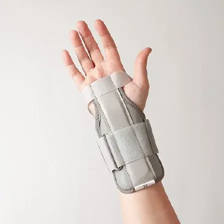 ProCare Universal – Cock-Up Wrist Brace Vinyl / Foam / Tricot Left or Right Hand White One Size Fits Most – 79-87010