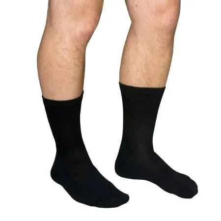 QCS – Diabetic Socks Crew Medium Black Closed Toe – MCO1680 BLA MD